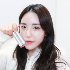 本來以為有神逆轉的但抱歉我笑了XD － 聽說airbubu也開秘密社團了bu編的各種小劇場會在裡面噴發不介意的人一起來演吧XDD  月光女的小抽屜-bu's talk