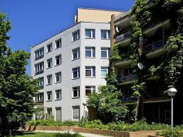 Ältere menschen ebenso wie personen mit körperlichen einschränkungen möchten in der regel nahezu ohne fremde hilfe ihren alltag bewältigen. 3 Zimmer Wohnung Zu Vermieten Frobenstr 13 10783 Berlin Schoneberg Schoneberg Mapio Net
