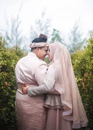 Abi.abi.bangun bii.ini sudah waktunya s. Tak Sangka Suami Manja Boleh Buat Isteri Dengar Cakap Pesona Pengantin