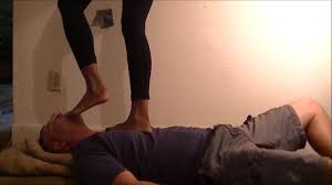 Ebony Kendra and CoCo Barefoot face trample - Porn video | TXXX.com