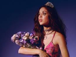 Olivia Rodrigos Sour Prom Kind of Makes Me Wish I Went to Mine | Vogue