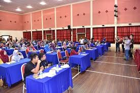 Setidaknya dengan perpres itu, bahasa indonesia tidak punah dan menjadi berbahasa indonesia merupakan bentuk dari bela negara. Lebih 10 000 Pengunjung Hadir Sambutan Hari Belia Negara Peringkat Negeri Perak 2019 30 Jun 2019