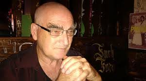 Reg Hart's Instagram, Twitter & Facebook