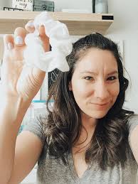 This Silk Hair Scrunchies has a price drop right now, the reviews look  solid, and over 1K people grabbed it last month. Is it worth it at this  price? Or have you