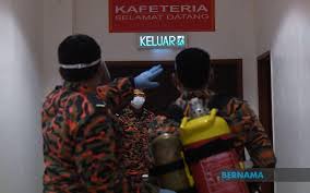 Antara segmen dalam nyah cemar series: Bernama Covid 19 Lapan Jenis Bahan Kimia Diguna Dalam Operasi Sanitasi Awam Disinfeksi Kp Bomba