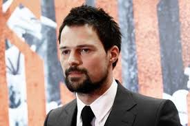 Российский актёр театра, кино и телевидения, режиссёр, сценарист и продюсер, заслуженный артист россии данила козловский, которого многие наши читатели наверняка знают и любят по фильмам «духless», «тренер». Akter Danila Kozlovskij Danila Kozlovsky Lichnaya Zhizn Foto Zhena Deti Rossijskie Aktery Aktrisy Lichnaya Zhizn Foto