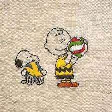 mikasaとmolten snoopy peanuts schulz charliebrown volleyball mikasa molten handembroidery embroidery スヌーピー ピーナッツ チャーリ スヌーピー 書き方 刺繍 図案 スヌーピー イラスト
