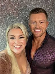 Penny Applegate's Instagram, Twitter & Facebook