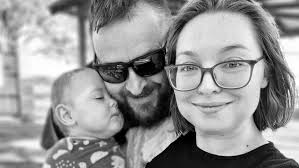 Essie Mitchell urges people to ask for breast cancer 'triple test' after  stage 4 diagnosis