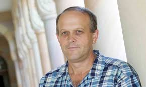 In Memory of Professor Tom O'Regan