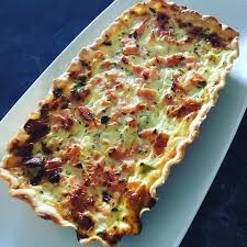 Pauline Herold Heckmann Sur Instagram Une Des Preparations Du Jour Quiche Saumon Poireau Guydemarle Mouletarterectangul Food Vegetable Pizza Vegetables
