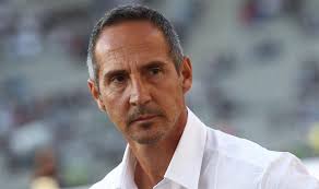 Aber gladbach sollte sich auf jeden fall schon mal den 13. Adi Hutter Neuer Yb Trainer Swiss Football League Sfl
