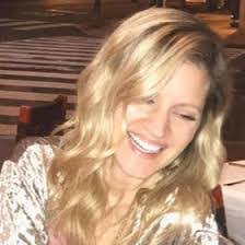 Gloria Derusso's Instagram, Twitter & Facebook