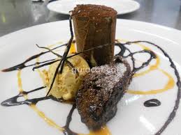 Le ofrecemos un servicio de coches con conductor, legal, profesional, serio, discreto y a su medida. Restaurante L Auro Oris