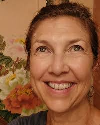 Lori Teague's Instagram, Twitter & Facebook