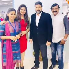 Neethane Enthan Ponvasantham Serial Wiki Cast Crew Zee Tamil Basically, the story is about misunderstandings, ego and the power of true love in a couple. neethane enthan ponvasantham serial