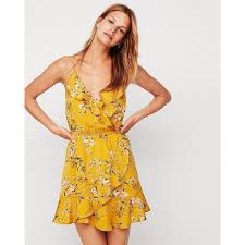 Express Floral Ruffle Wrap Cami Dress 57 Chf Liked On Polyvore Featuring Dresses Yellow Floral Camisole Exp Wrap Cami Dress Dresses Contemporary Outfits