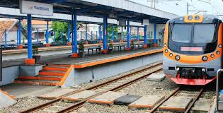 Pengayuh sama di tangan, perahu sama di air. New Normal Jadwal Kereta Api Di Stasiun Tangerang Sampai Desember 2021 Jadwal Kereta