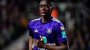 There is a gap in the valuation for the player. Sevilla Manchester City And Barcelona Eye Up Albert Sambi Lokonga Marca In English