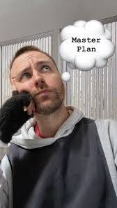 Aaron Pullano's Instagram, Twitter & Facebook