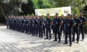 Contoh surat lamaran kerja untuk melamar kerja sebagai satpam atau security di sebuah perusahaan, instansi, perumahan, toko ataupun ada banyak perusahaan yang membuka lowongan kerja setiap harinya. Facebook