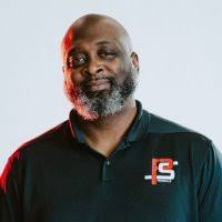 Eric Clark Sr (@EricChillClark)