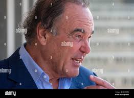 04 14 09 hi-res stock photography and images