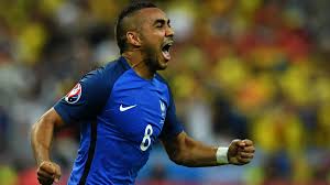 Il a d'ailleurs été encensé par hugo lloris, son capitaine, et didier deschamps, le sélectionneur des bleus, tous deux présents ce mardi en conférence de presse. L Antiseche De France Roumanie 2 1 Ca Demarre Par Un Sourire Il Y A Quand Meme Du Boulot Eurosport