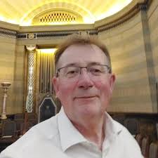 Went into Paris lingerie shop & a quite fierce old woman in there took one  look at me & said non, non, non. Pas pour vous. Rien pour vous. Wonder if  that's