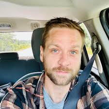 Hello brockville! I was hoping someone here could point me in the right  direction for Spanish lessons? I'm not sure what avenue to go down for this  one, class setting, online, private