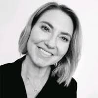 Consuelo Sanders's Instagram, Twitter & Facebook