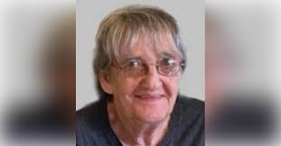 Melinda Walsh's Instagram, Twitter & Facebook