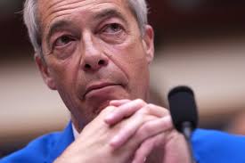 The Night Visitor: Beginner Level (Heinemann guided readers)|Richard  MacAndrew.