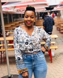 This comes after nomcebo zikode accused kgaogelo master kg moagi and open mic productions of not paying her royalties owed to her and being replaced as the singer on the track for a world tour. Nomcebo Biography Real Name Age Career Music Net Worth