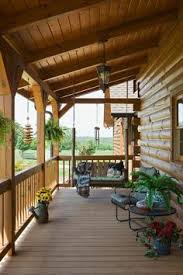 Die Uberdachte Holz Veranda Am Haus Deko Ideen Und Einrichtungstipps Eine Veranda Bauen Uberdachte Veranda Und Holzschaukel