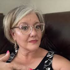 Good morning!! Hoping you have a good week and REALLY hoping we get some  BREAKING NEWS that we can actually feel good about!! No pressure!  😉👍🏼✊🏼✌🏼🙌🏼