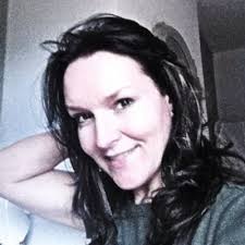 Lindsay Everett (@EverLinds)