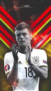 Toni kroos, luka modric, real madrid, smiling, women, indoors. Toni Kroos Wallpaper Germany 675x1200 Wallpaper Teahub Io