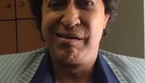 وتابع أنه تعلم الصدق من شارع محمد على وهو في بداية حياته الفنية على قهوة الالاتية هي القهوة اللى بدأفيها الغناء عام 69 في شارع. Ø´Ø§Ù‡Ø¯ ÙƒÙŠÙ ØªØ¶Ø§Ù…Ù† Ø­ÙƒÙŠÙ… Ù…Ø¹ Ø£Ø­Ù…Ø¯ Ø¹Ø¯ÙˆÙŠØ© Ø§Ù„Ù†Ù‡Ø§Ø±