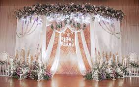 Weddingdecoration Backdrop Design Weddingplanner Decor Weddingdesign Jenivaweddingplanner Ide Perkawinan Dekorasi Pernikahan Klasik Dekorasi Pernikahan