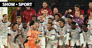 El trofeo de la supercopa de alemania, que se disputan borussia dortmund y bayern de munich. 1dnnwv2bmgxd7m