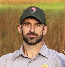 Aaron Searcy's Instagram, Twitter & Facebook