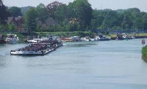 Zunächst der neue rundweg, einen tag später der spielplatz. Wesel Datteln Kanal Skipperguide Informationen Von Seglern Fur Segler