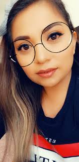 Si crees que la vida no te da oportunidades, crealas tu mismo. Buen día les  de Dios 🫶🏻🩷✨