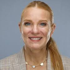 Chamber Vice Presidents of Business & Economic Growth Chris Caves and Tami  Petsche have been named to Consultant Connect's 2023 list of North  America's Top 50 Economic Developers.