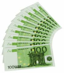 Bei den scheinen mit dreistelligem nennwert prangt die ziffer oben rechts in großen zahlen, bei den übrigen scheinen ist. Servietten 10 St 100 Euro Schein Falschgeld Deko Party Spielgeld Eur 4 09 Picclick De