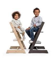 Ce set pour bébés s'accroche à la chaise tripp trapp et permet d'inclure bébé à la vie autour de la table. Tripp Trapp Chair