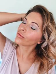 That beautiful hair & pouty lip 🥰