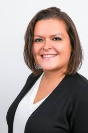 Annette Aviles's Instagram, Twitter & Facebook