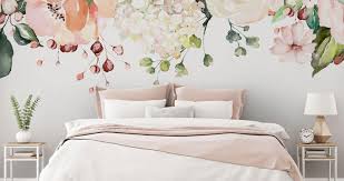 Eine möglichkeit, ihrem schlafzimmer sofortige romantik zu verleihen, ist eine wunderschöne, kunstvoll verzierte deckenleuchte, wie der hier abgebildete goldene kronleuchter. Romantische Schlafzimmer Ideen In Die Sie Sich Verlieben Werden Wallsauce De